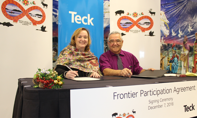 Fort Chipewyan Métis & Teck Sign Frontier Project Participation Agreement